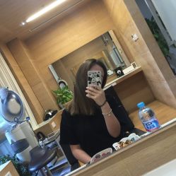 -CARR SALON