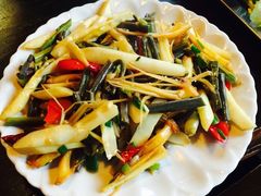 -民食香·腊排骨野生菌美食(木府店)