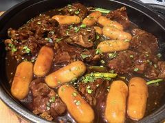 大理芫荽烧牛肋-Ameigo梅果·云贵川bistro(长宁来福士店)