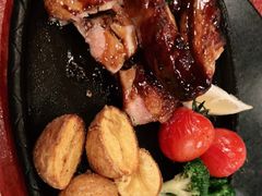 -WOLFGANG PUCK KITCHEN & BAR(迪士尼小镇店)