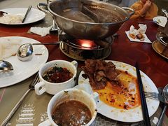 -元一希尔顿酒店·鲜切牛肉火锅禅自助餐厅