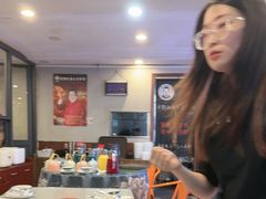 -老鄞江清水龙虾•赵赵家(江北店)