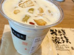 乌衣巷里寻山果-茶颜悦色(常发广场店)