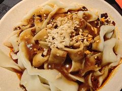 -麻六记(凤凰汇店)