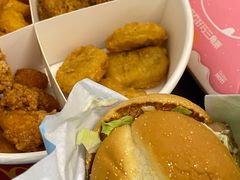 -麦当劳(保利若比邻店)