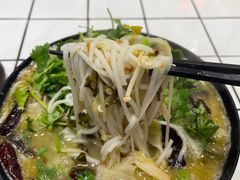 -肥汁米蘭香港米线(长宁来福士店)