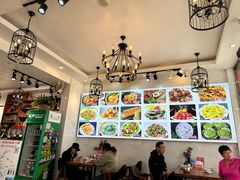 -梁姐啤酒鱼(兴坪古镇店)
