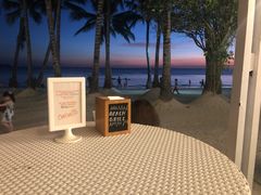 -Cha Cha's Beach Cafe