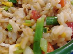 -马路边边串串香形象店(磐石路店)