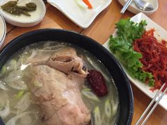 -长寿参鸡汤(朝韩风情街店)
