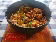 啫啫肥肠-小粤楼(万辉广场店)