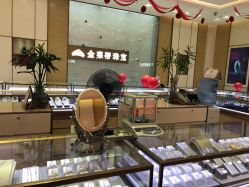 -金莱蒂珠宝(万达广场蜀都店)