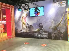 -VR+乐园·VR电竞·家庭亲子·密室逃脱·轰趴团建