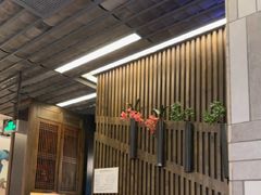 -爱碗亭·鲜炒湖南菜(壹城中心店)