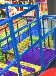 -蹦贝运动中心·蹦床·攀岩·闯关(龙岗店)