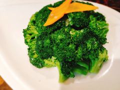 -海尔巴格新疆餐厅(东来兴店)