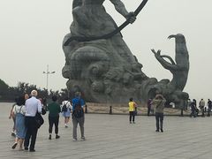 -巴陵广场
