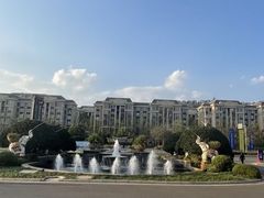 -七彩云南古滇温泉山庄