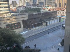 -潮界(LU·ONE凯德晶萃广场店)