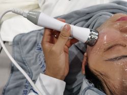 -Mirror care镜面皮肤管理