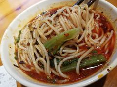 -呼啦面馆·头牌豌杂面(爱琴海店)