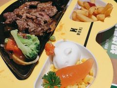 -豪客来牛排(天阳D32店)