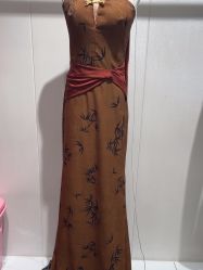 -艾拉·女王婚纱礼服馆