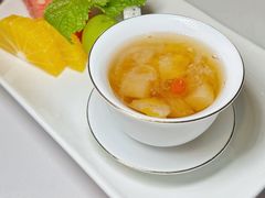 秋月梨汁炖黄耳菌燕窝-天宝阁中餐厅(北京瑞吉酒店)
