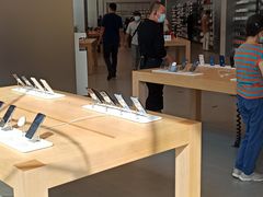 -Apple零售店(华贸购物中心店)
