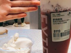 -喜茶(北京华贸购物中心店)
