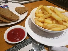 -兰特伯爵西餐厅·啤酒屋(方庄店)