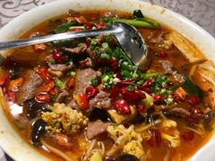 水煮柏叶牛肉-六婶西关小厨(光塔路店)