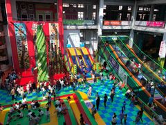 -蒙特利亲子乐园