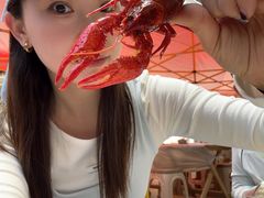 -肥肥虾庄·金牌油焖大虾(汉街SKP店)