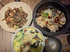 -云海肴汽锅鸡·云南小炒(曲江大悦城店)