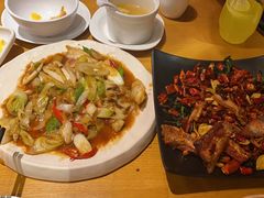 -隔壁老王·家常云南菜(花巷店)