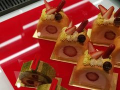 -Salon de The de Joel Robuchon(外滩18号店)