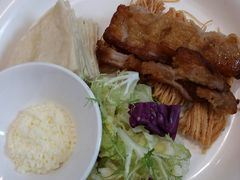沙律烤肉包饼-930私房菜(欧阳路店)