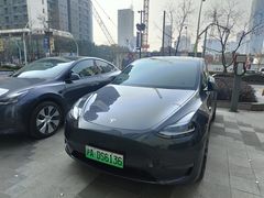 -TESLA 特斯拉(上海太古汇体验店)