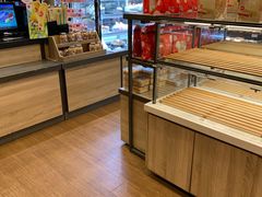 面包甜点陈列柜-85度C(广州石牌桥店)