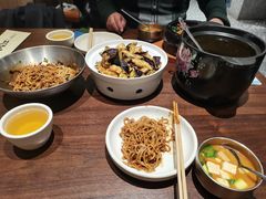 -大同江朝鲜菜•长春地标美食(绿园吾悦广场店)