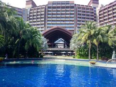 -三亚湾海居铂尔曼度假酒店