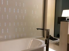 -杭州逸酒店(西湖武林店)