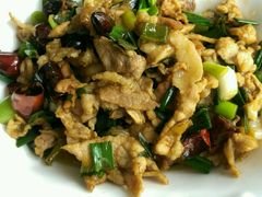 宣威小炒肉-宣威山野人家·云南菜·菌火锅(金碧店)