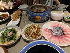 -享月汤皇·海鲜小火锅·聚会(曲江创意谷店)