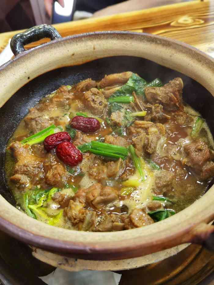屯昌枫木香草鸭炭炉火锅(华繁路店)-"我的妈呀,绝对要回头!