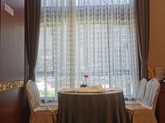 -万龙洲海鲜(大兴绿地缤纷城店)