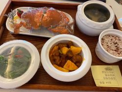 -拾玥国际月子会所(凯宾斯基店)