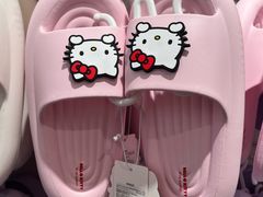 -名创优品(海珠乐峰广场店)