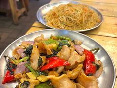 -后街佬·炭火鲜鱼杂(南城店)